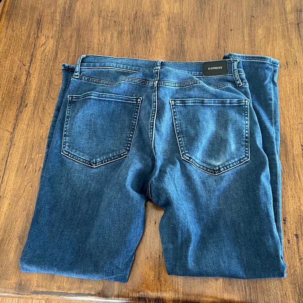 Express Skinny Mid Rise Jeans - Picture 3 of 4